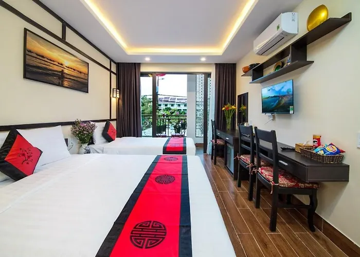 Hoi An Riverland Villa - Hoi An Center